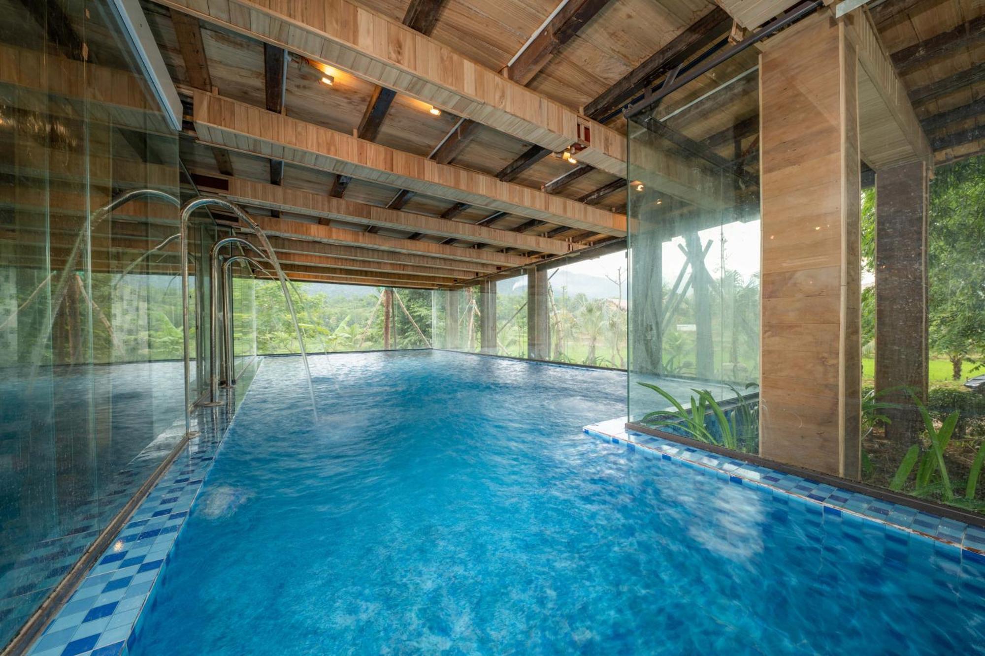 Hotel Mai Chau Onsen Retreat Esterno foto